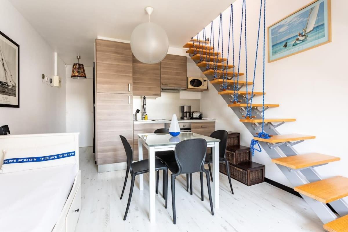 Le Capucin - Petit Duplex Avec Place De Parking Dinard Kültér fotó
