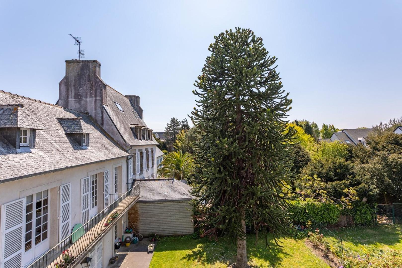 Le Capucin - Petit Duplex Avec Place De Parking Dinard Kültér fotó