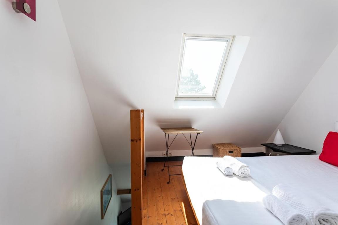 Le Capucin - Petit Duplex Avec Place De Parking Dinard Kültér fotó